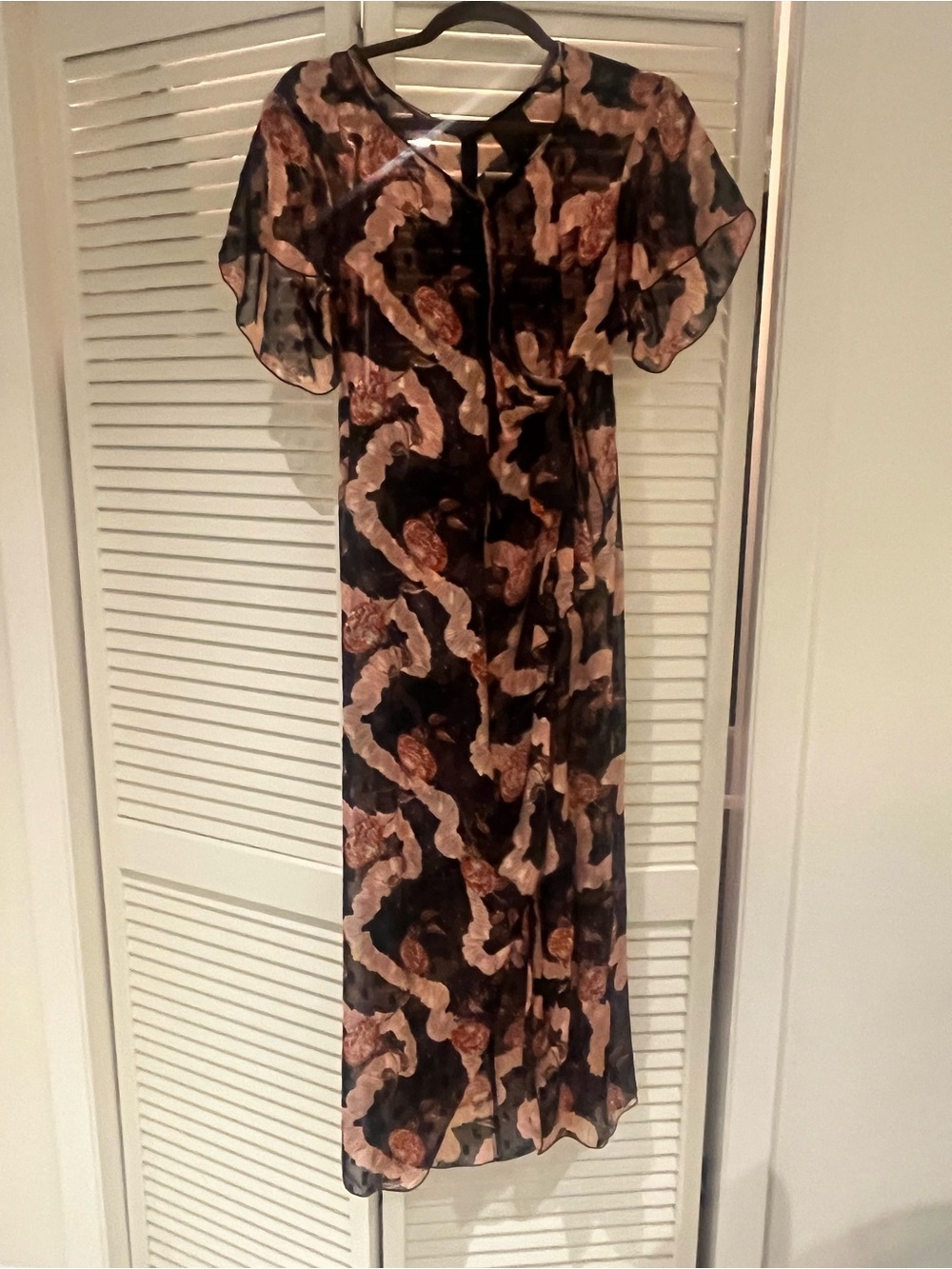 Diane Van Fustenberg Women’s Black & Rose Floral Printed Chiffon Dress